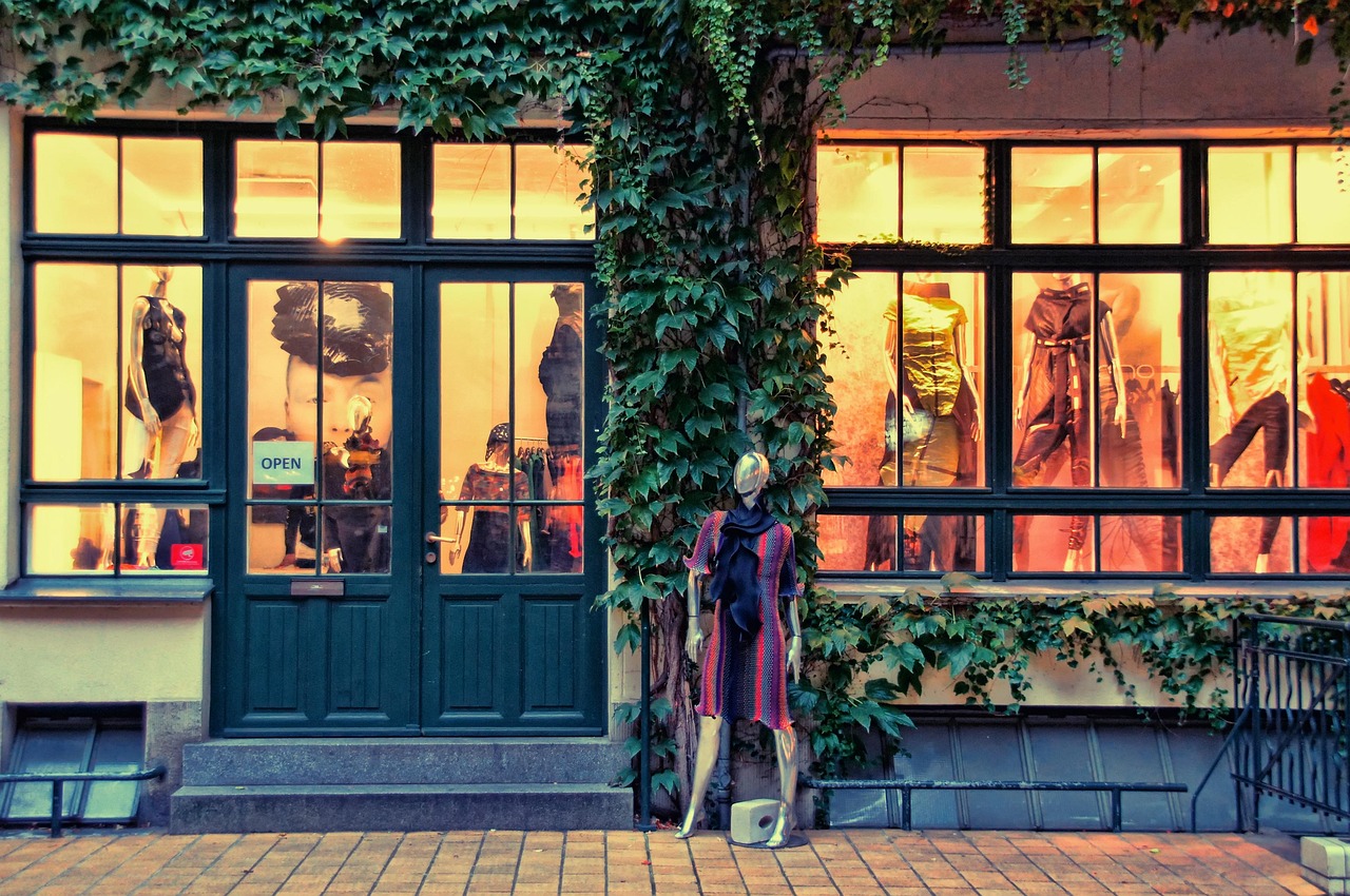 entdecken sie die neuesten trends, designer und events der berliner modeszene. alles rund um fashion in berlin: news, inspiration und shopping-tipps.