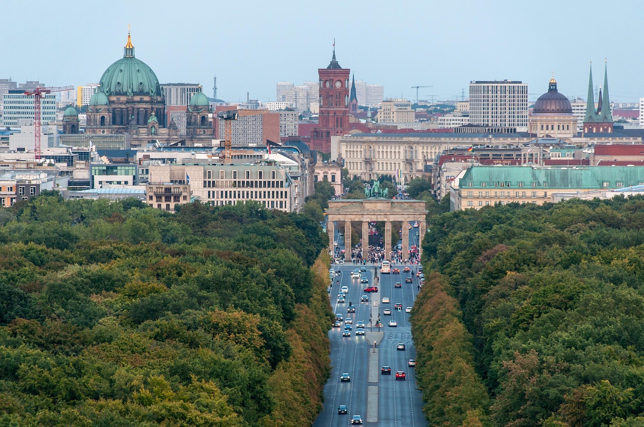 entdecken sie die besten deutschen podcasts zu vielfältigen themen – von kultur über technik bis hin zu unterhaltung. jetzt reinhören und deutsch lernen leicht gemacht!